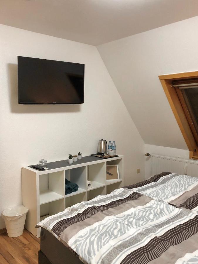 Kaiser Homestay ニュルンベルク エクステリア 写真